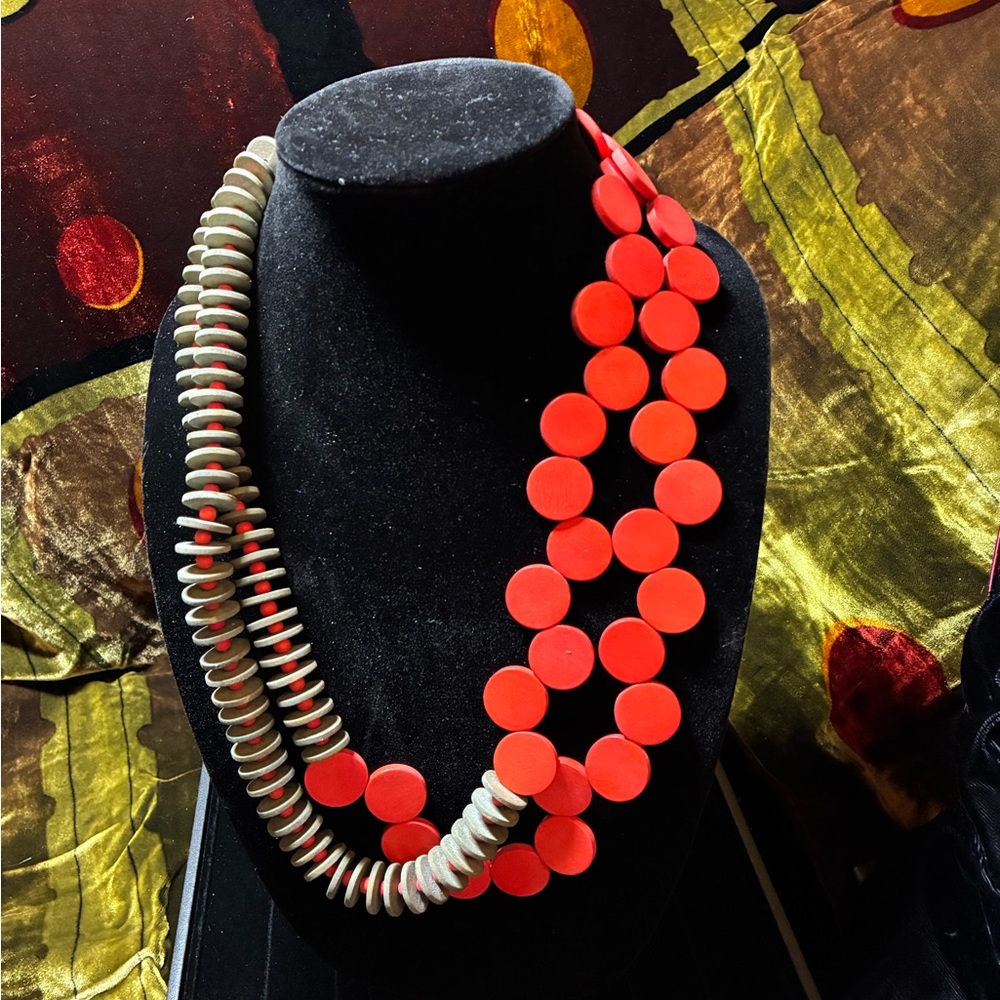 Elegant Red and White Beaded Necklace
